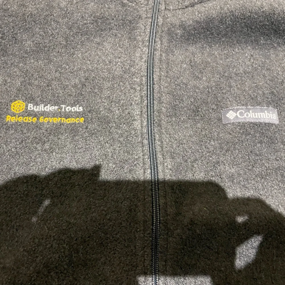 Men Builder Tools Columbia Vest - Brand New with Tags - Picture 2 of 3